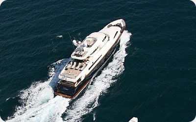 Feretti Navetta 30