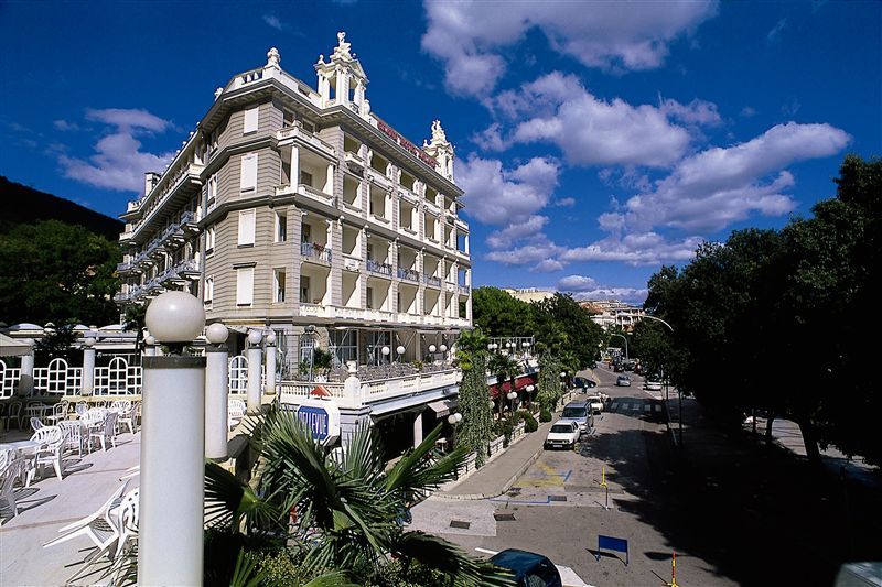 Hotel Palace-Bellevue