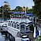 YACHT CLUB